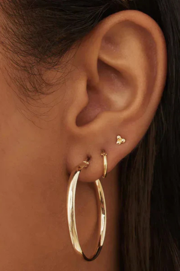 Serane - Elegant Gold Earrings for a Stylish Touch