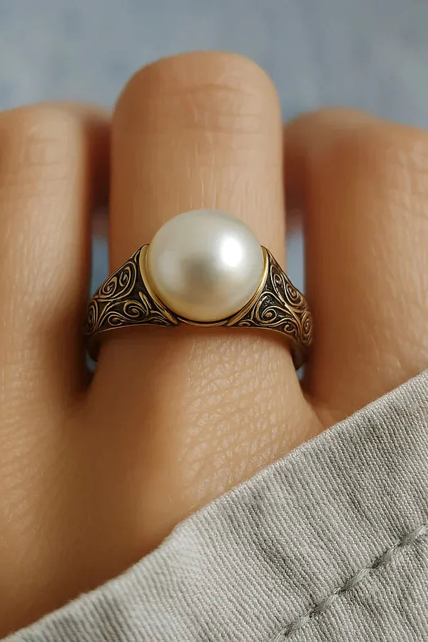 Vintage Daisy Flower Charm Ring