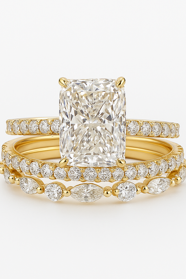 Jaily - 3-Piece Wedding Set Featuring 18K Gold Ring