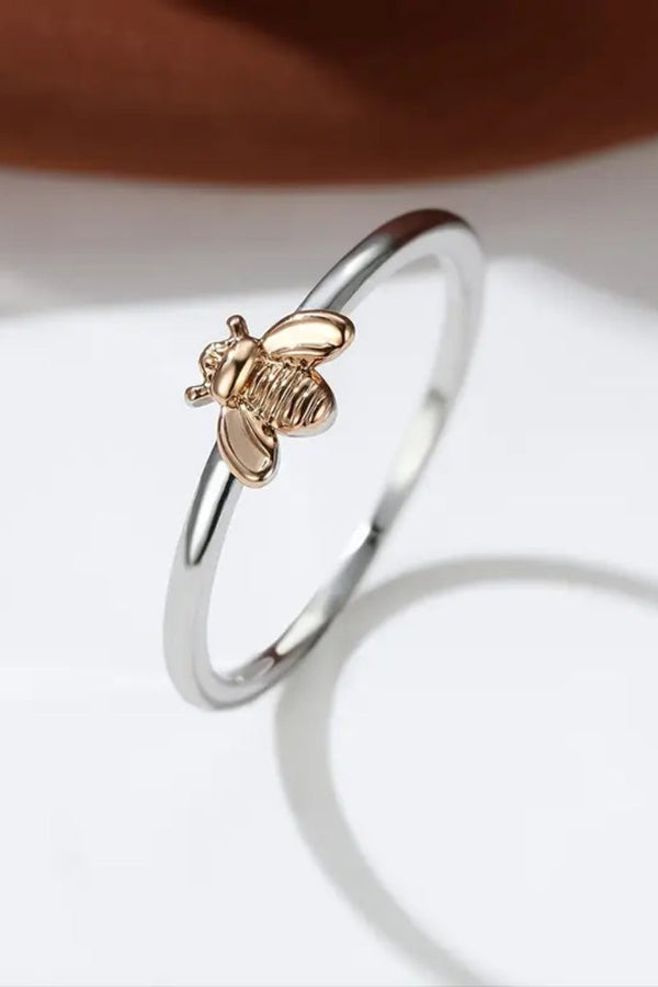 Elegant Gold and Silver Ring