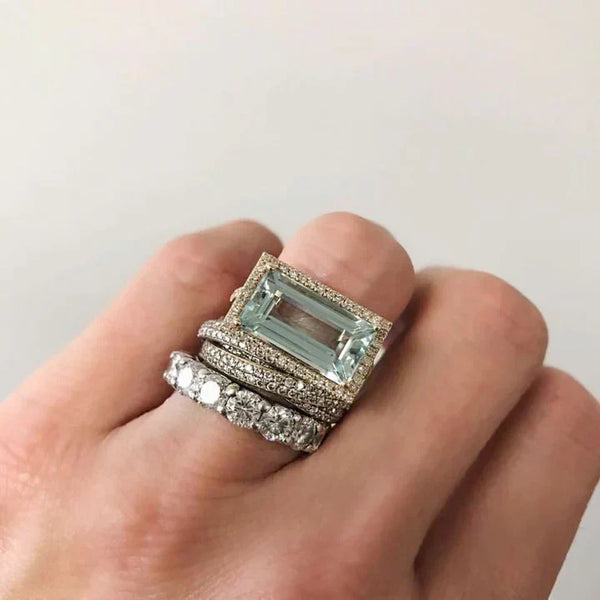 Distinctive Vintage Ring Featuring Silver