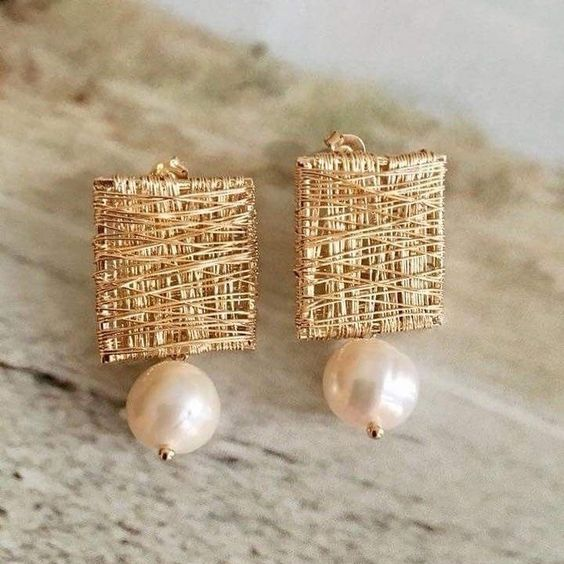 Chic Pearl Drop Earrings