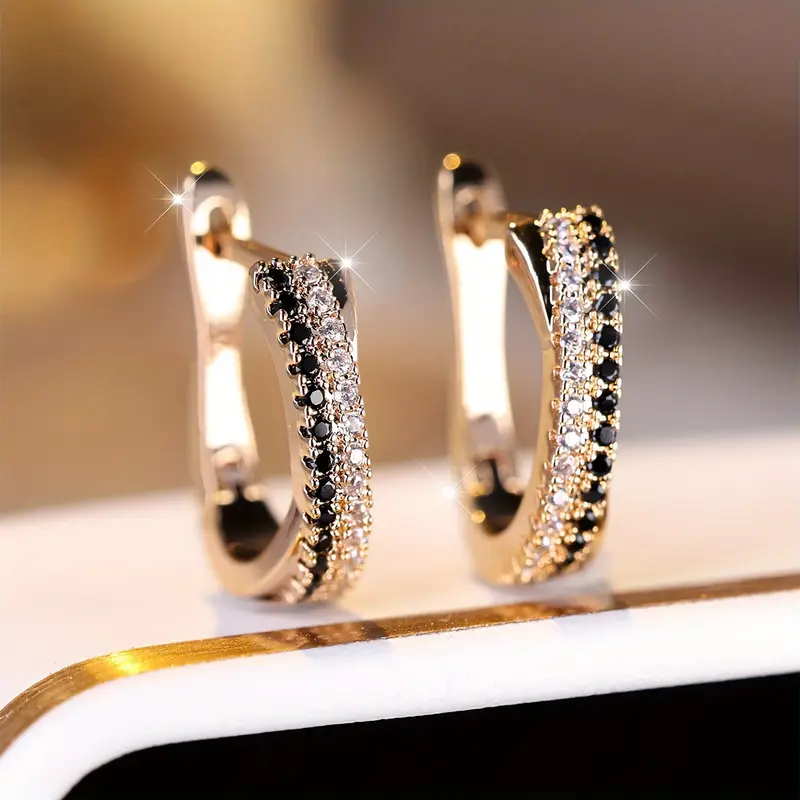 Zircon-Studded Gold Earrings