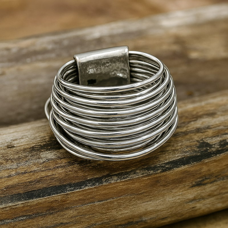 Vintage-Inspired Silver Lagdelings Ring